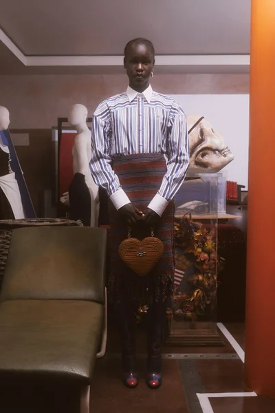 Look 17